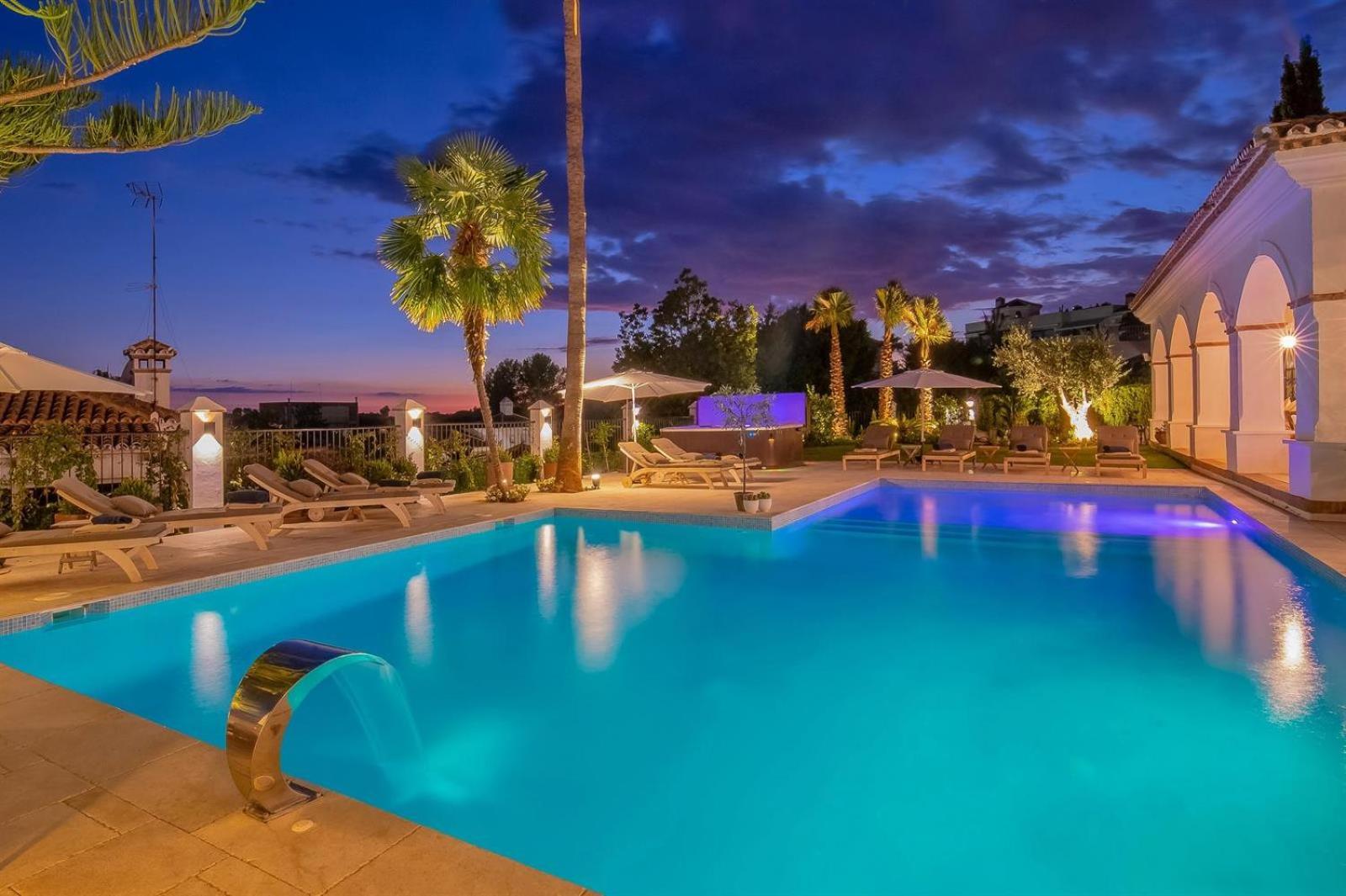 Superb Near Golf Course With Heated Pool & Jacuzzi * Marbella