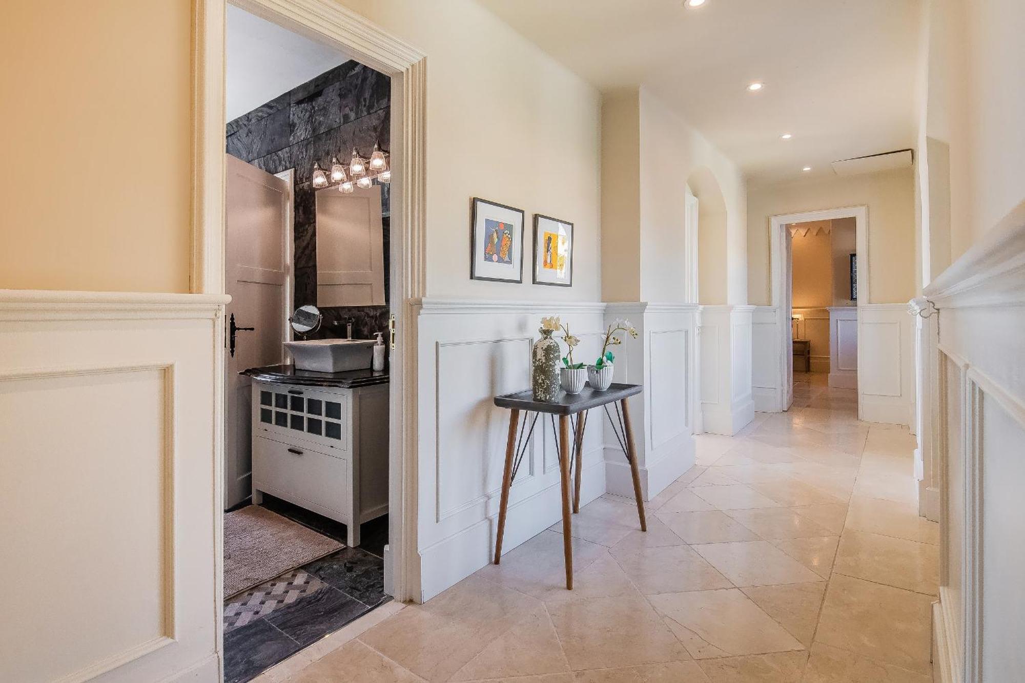 Superb Near Golf Course With Heated Pool & Jacuzzi Villa *